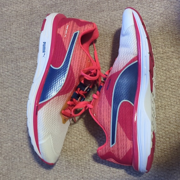 (Women) Puma Faas 500 V4 Low 'Pink White' 187526-01 Size 9.5 - Picture 3 of 8